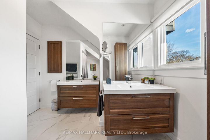 Photo 34 at 26 Lytton Boulevard, Lawrence Park South, Toronto