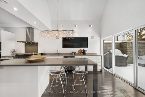 Photo 18 at 26 Lytton Boulevard, Lawrence Park South, Toronto