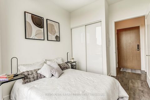 Photo 29 at 415 - 585 Bloor Street E, North St. James Town, Toronto