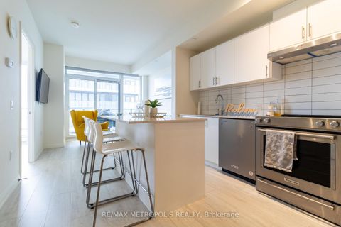 Photo 8 at 1214 - 9000 Jane Street, Vellore Village, Vaughan