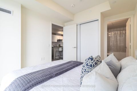 Photo 15 at 1214 - 9000 Jane Street, Vellore Village, Vaughan