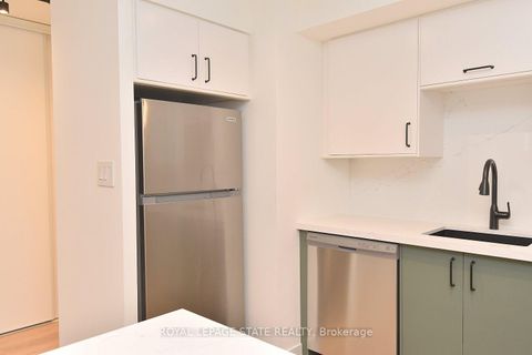 Photo 8 at 519 - 25 The Esplanade, Waterfront Communities C8, Toronto