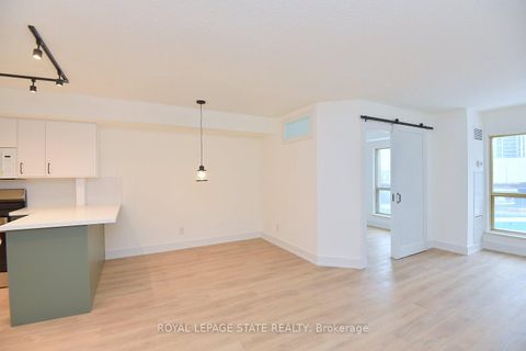 Photo 9 at 519 - 25 The Esplanade, Waterfront Communities C8, Toronto