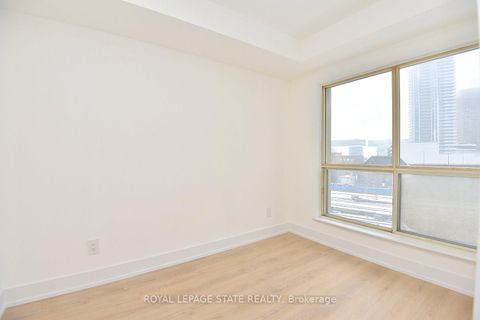 Photo 17 at 519 - 25 The Esplanade, Waterfront Communities C8, Toronto