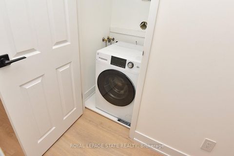 Photo 24 at 519 - 25 The Esplanade, Waterfront Communities C8, Toronto