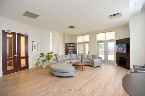 Photo 38 at 519 - 25 The Esplanade, Waterfront Communities C8, Toronto