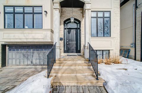Photo 1 at 166 Byng Avenue, Willowdale East, Toronto