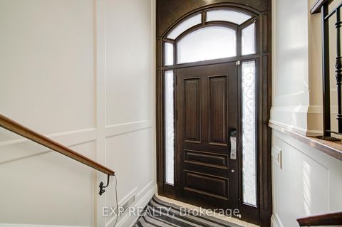 Photo 2 at 166 Byng Avenue, Willowdale East, Toronto