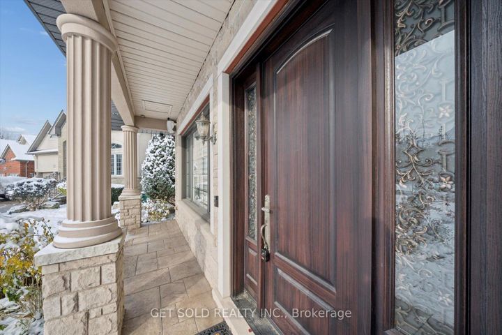 Photo 7 at 7 Tristan Court, Bram West, Brampton