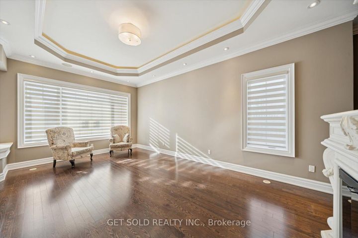 Photo 10 at 7 Tristan Court, Bram West, Brampton