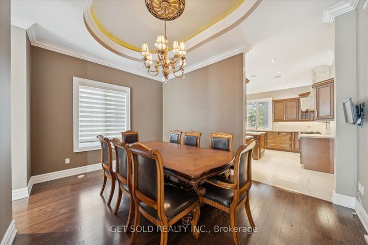 Photo 13 at 7 Tristan Court, Bram West, Brampton