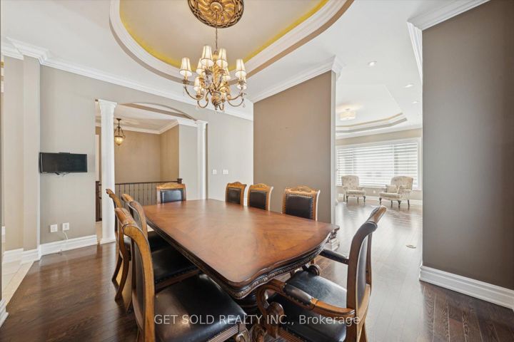 Photo 14 at 7 Tristan Court, Bram West, Brampton