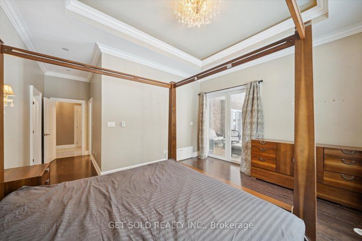 Photo 23 at 7 Tristan Court, Bram West, Brampton