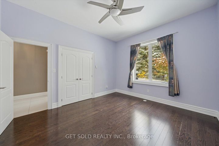 Photo 30 at 7 Tristan Court, Bram West, Brampton