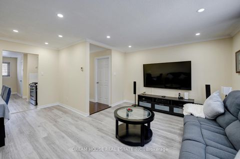 Photo 12 at 2 - 1655 Geta Circle, Village East, Pickering