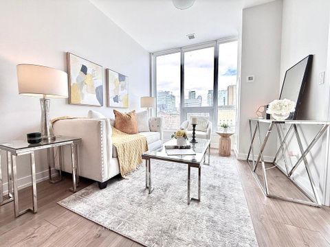 Photo 14 at 609 - 203 College Street, Chinatown, Toronto