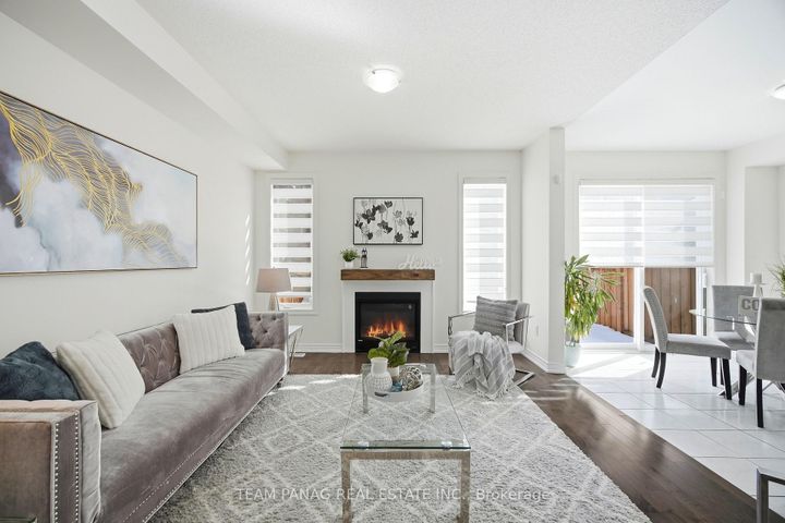 Photo 10 at 414 Royal West Drive, Credit Valley, Brampton