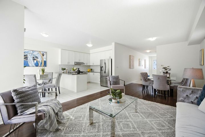 Photo 12 at 414 Royal West Drive, Credit Valley, Brampton