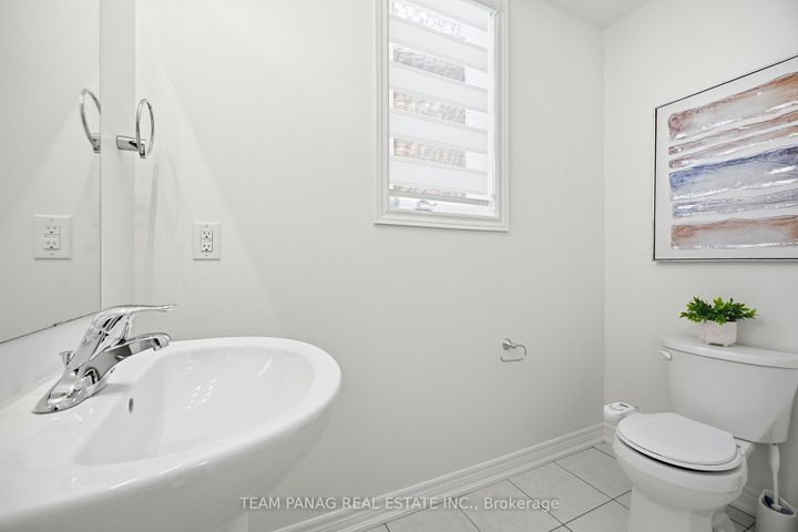 Photo 16 at 414 Royal West Drive, Credit Valley, Brampton