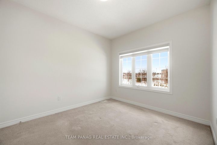 Photo 23 at 414 Royal West Drive, Credit Valley, Brampton