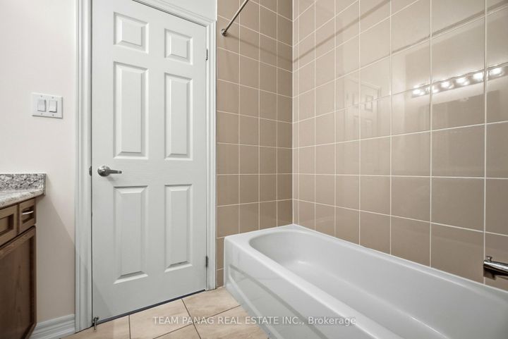 Photo 28 at 414 Royal West Drive, Credit Valley, Brampton