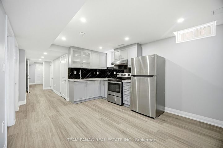 Photo 37 at 414 Royal West Drive, Credit Valley, Brampton