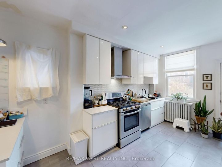 Photo 18 at 91 Olive Avenue, Annex, Toronto