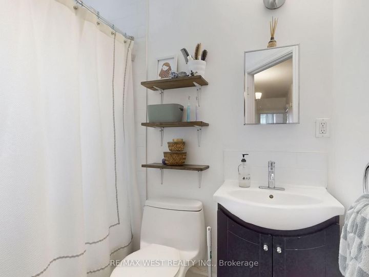 Photo 35 at 91 Olive Avenue, Annex, Toronto