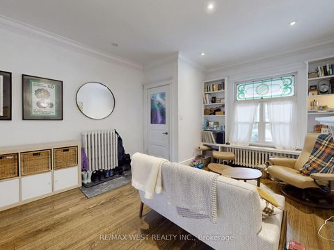 Photo 10 at 91 Olive Avenue, Annex, Toronto