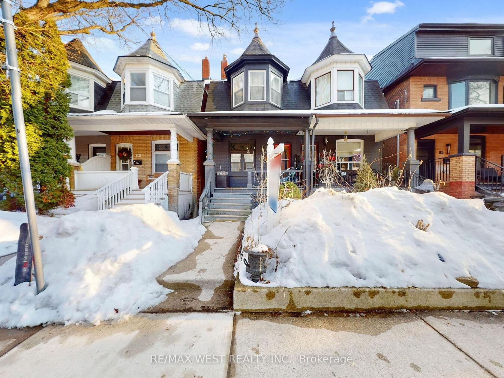 91 Olive Avenue, Annex, Toronto by Loree Meneguzzi Real Estate 91 Olive Avenue, Annex, Toronto
