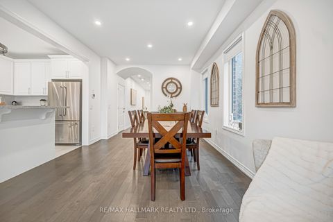 Photo 11 at 38 Richard Boyd Drive, Holland Landing, East Gwillimbury