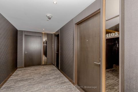 Photo 9 at 4103 - 11 Yorkville Avenue, Annex, Toronto