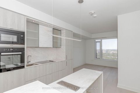 Photo 11 at 4103 - 11 Yorkville Avenue, Annex, Toronto