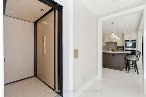 Photo 14 at 331 Kennedy Street W, Aurora Highlands, Aurora