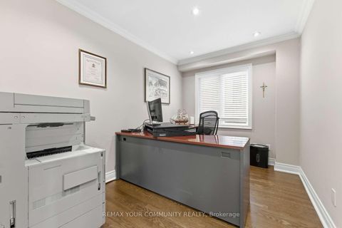 Photo 17 at 331 Kennedy Street W, Aurora Highlands, Aurora