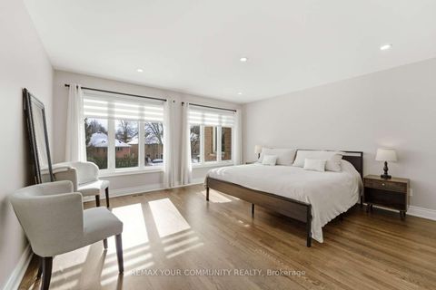 Photo 21 at 331 Kennedy Street W, Aurora Highlands, Aurora