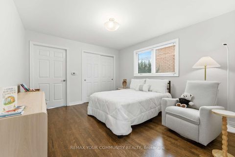 Photo 28 at 331 Kennedy Street W, Aurora Highlands, Aurora