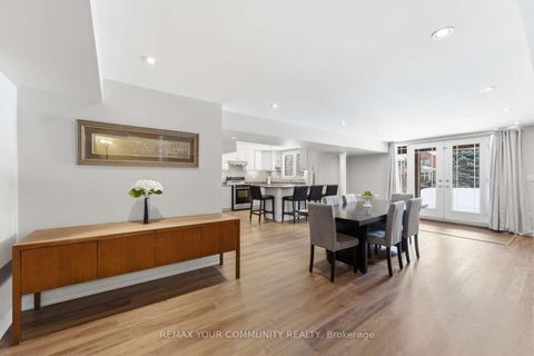 Photo 31 at 331 Kennedy Street W, Aurora Highlands, Aurora