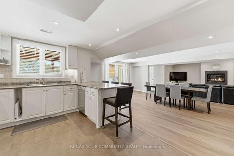 Photo 37 at 331 Kennedy Street W, Aurora Highlands, Aurora