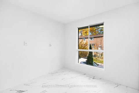 Photo 14 at 20 - 627 Rathburn Road, West Deane, Toronto