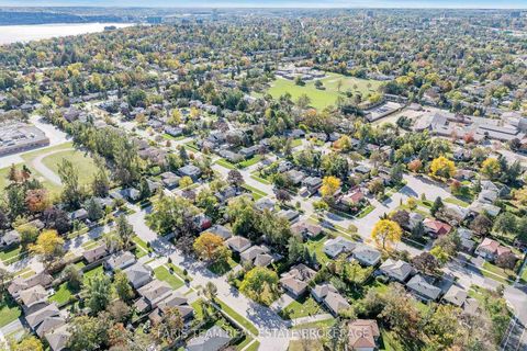 Photo 32 at 43 Jeffrey Street, Grove East, Barrie