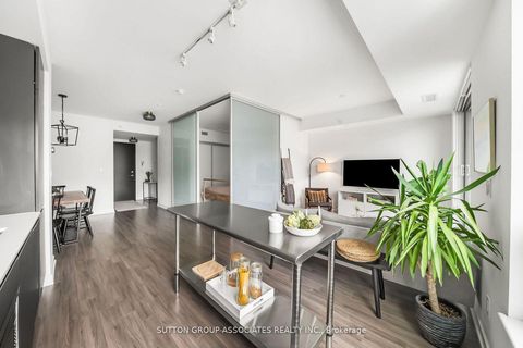 Photo 8 at 502 - 377 Madison Avenue, Casa Loma, Toronto