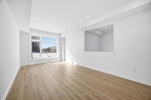 Photo 4 at 138 Danielle Moore Circle, Bendale, Toronto