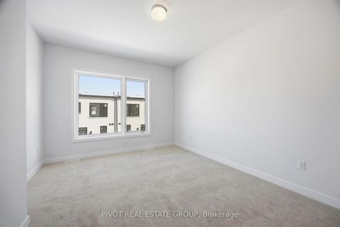 Photo 17 at 138 Danielle Moore Circle, Bendale, Toronto