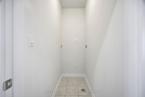 Photo 21 at 138 Danielle Moore Circle, Bendale, Toronto