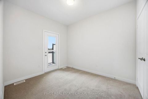 Photo 22 at 138 Danielle Moore Circle, Bendale, Toronto