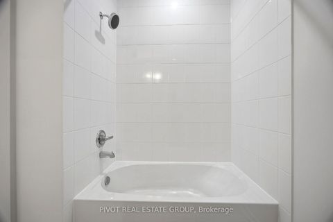 Photo 25 at 138 Danielle Moore Circle, Bendale, Toronto