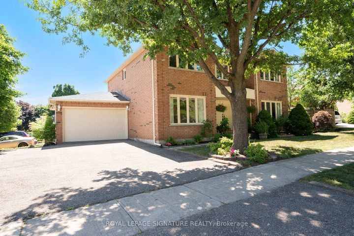 Photo 8 at 2921 Caradoc Lane, CV Clearview, Oakville