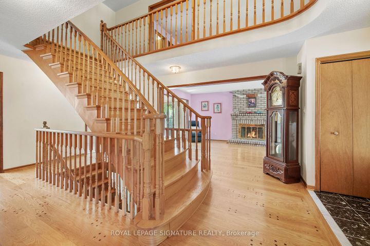 Photo 14 at 2921 Caradoc Lane, CV Clearview, Oakville