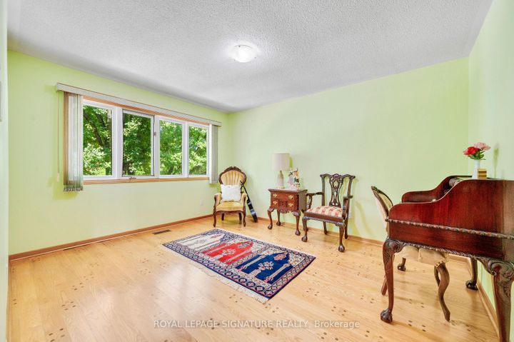 Photo 38 at 2921 Caradoc Lane, CV Clearview, Oakville